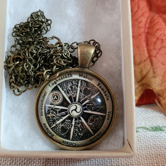 Mystical Bundle: Goddess Book, Amulet Bag, Necklace & Moonstone Sterling Ring! - Picture 2 of 9